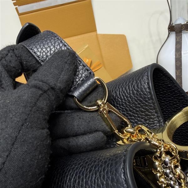 2026120164255959 270